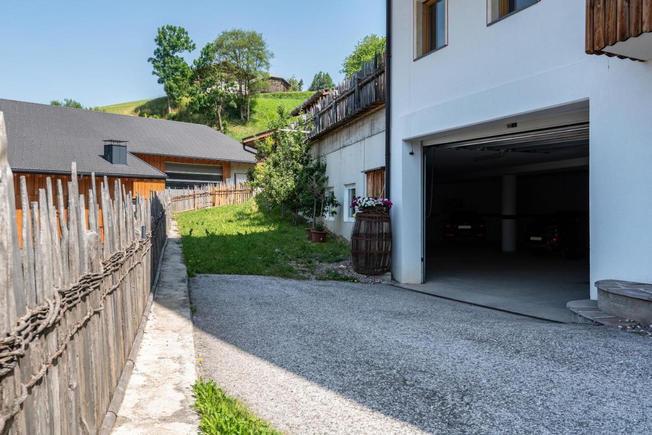 Schildberghof Santner Apartment Siusi Exterior foto